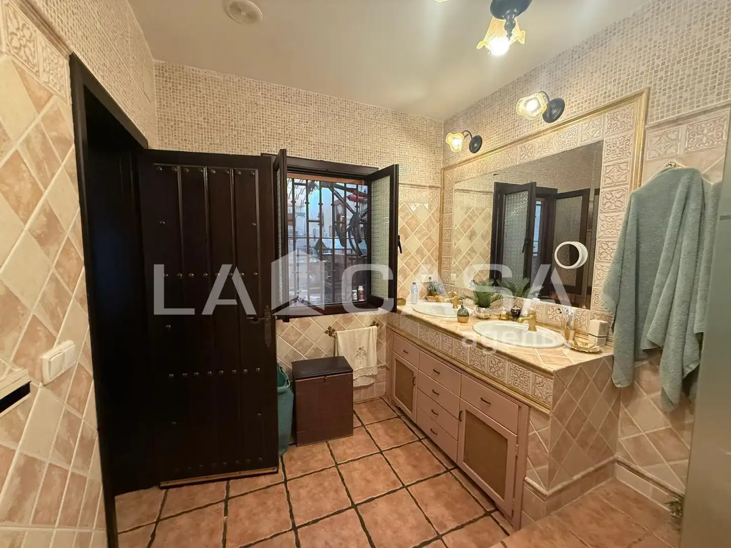 Chalet con piscina en venta en Cerros de Montequinto, imagen 17