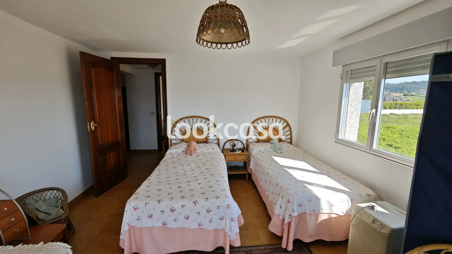 Dormitori de Casa o xalet en venda en Sanxenxo amb Calefacció, Jardí privat i Terrassa
