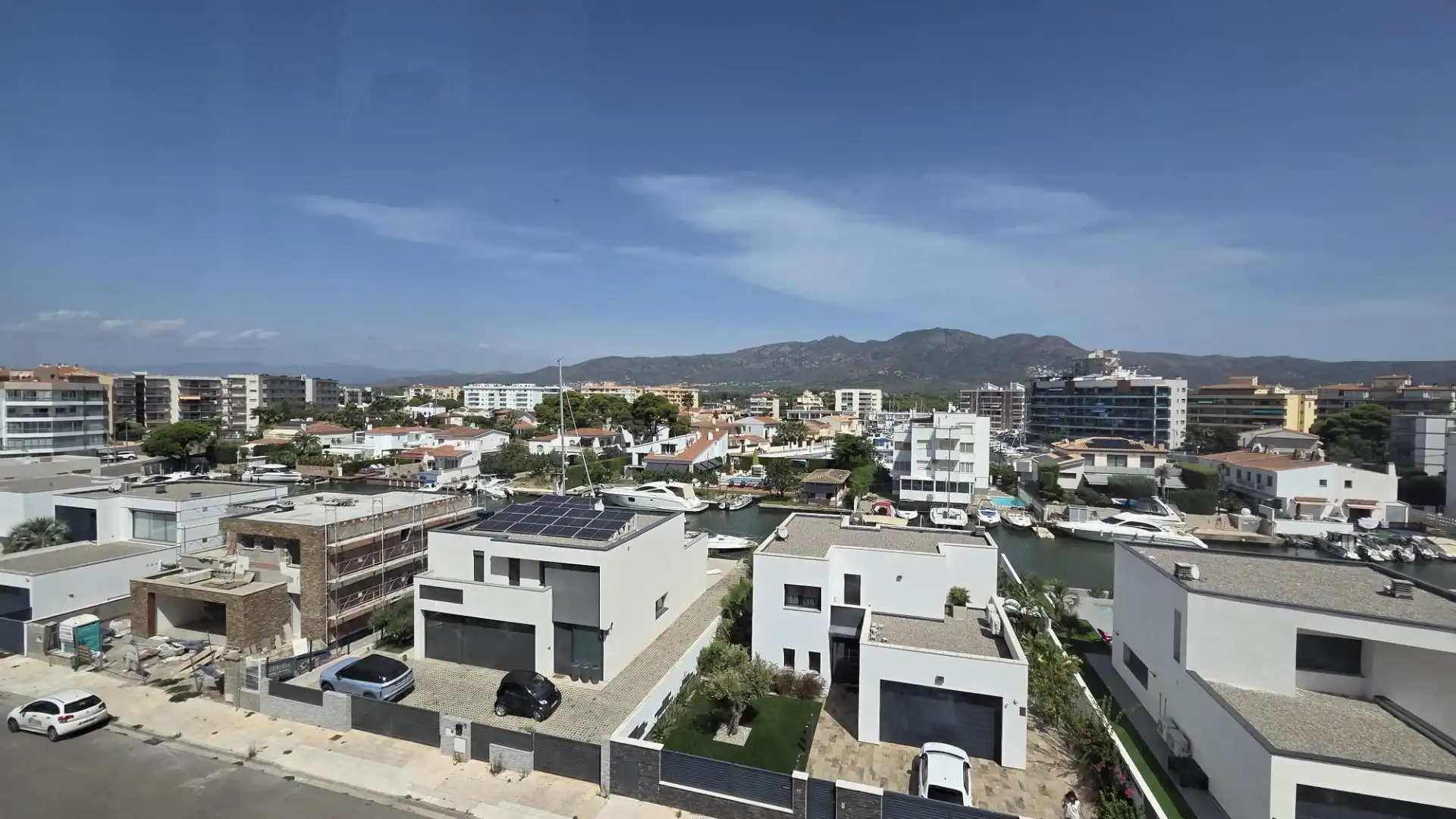 Apartment with terrace for sale in Carrer Carrer Punta del Ponent, imagen 21