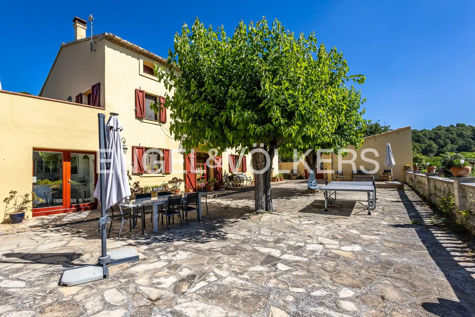 Terrassa de Casa o xalet en venda en Torrelles de Foix amb Calefacció, Jardí privat i Terrassa