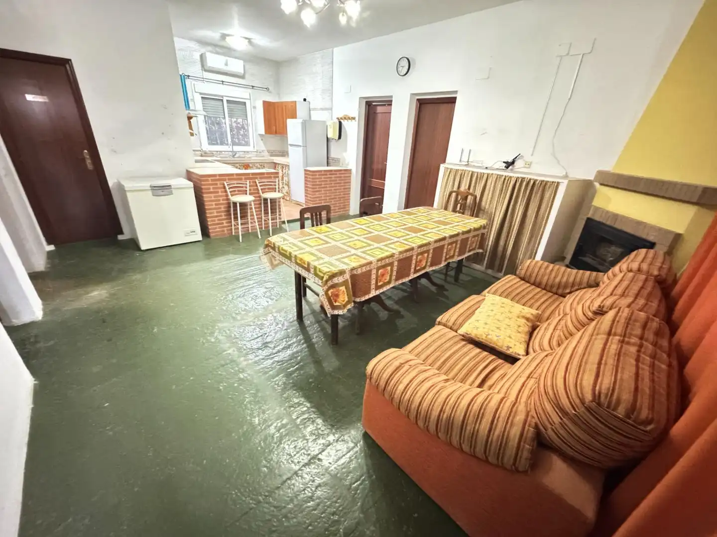 Casa o chalet en venta en Los Palacios y Villafranca con Jardín privado, Trastero y Piscina
