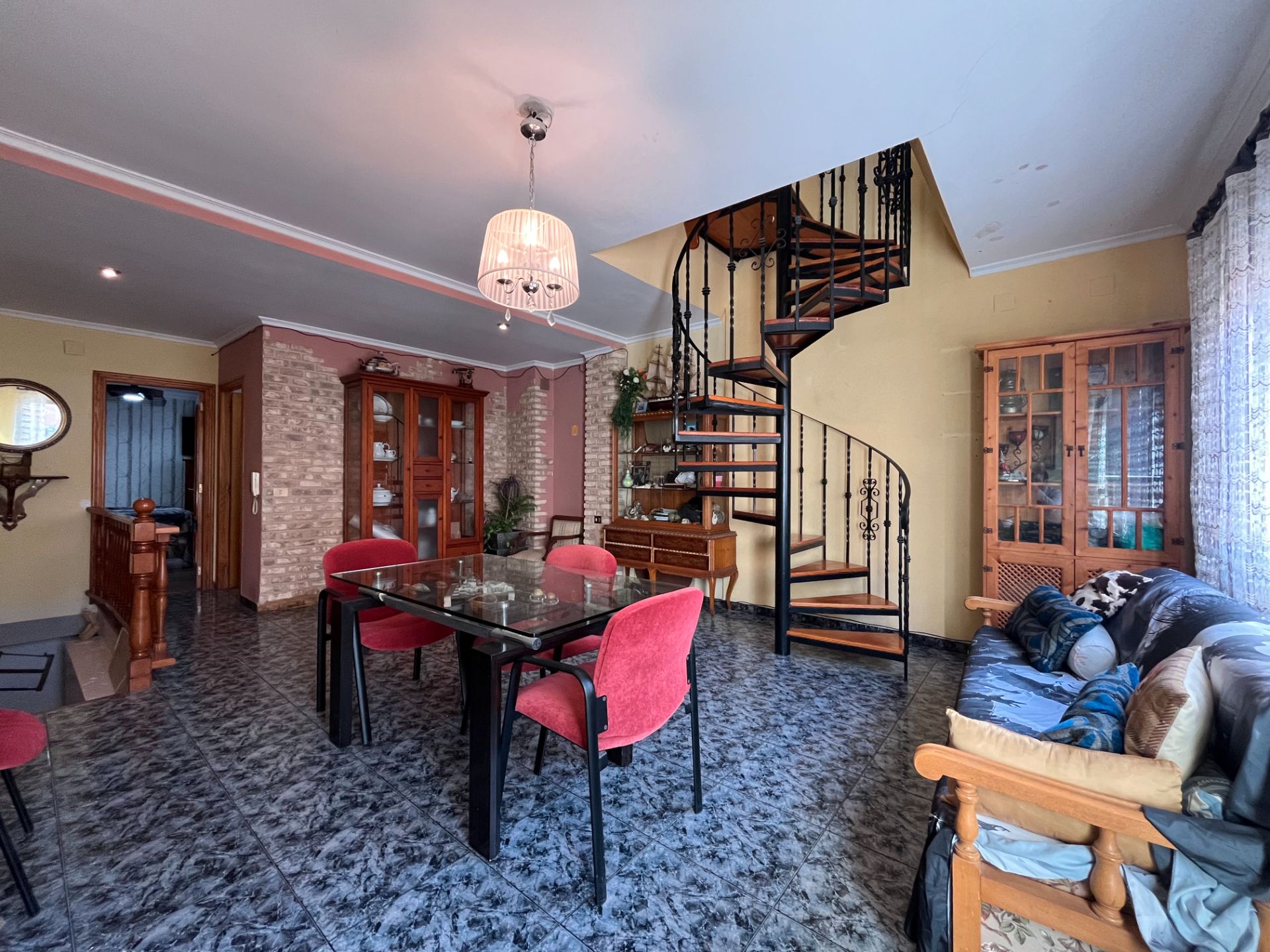 Dining room of Single-family semi-detached for sale in Sagunto / Sagunt  with Air Conditioner, Terrace and Furnished