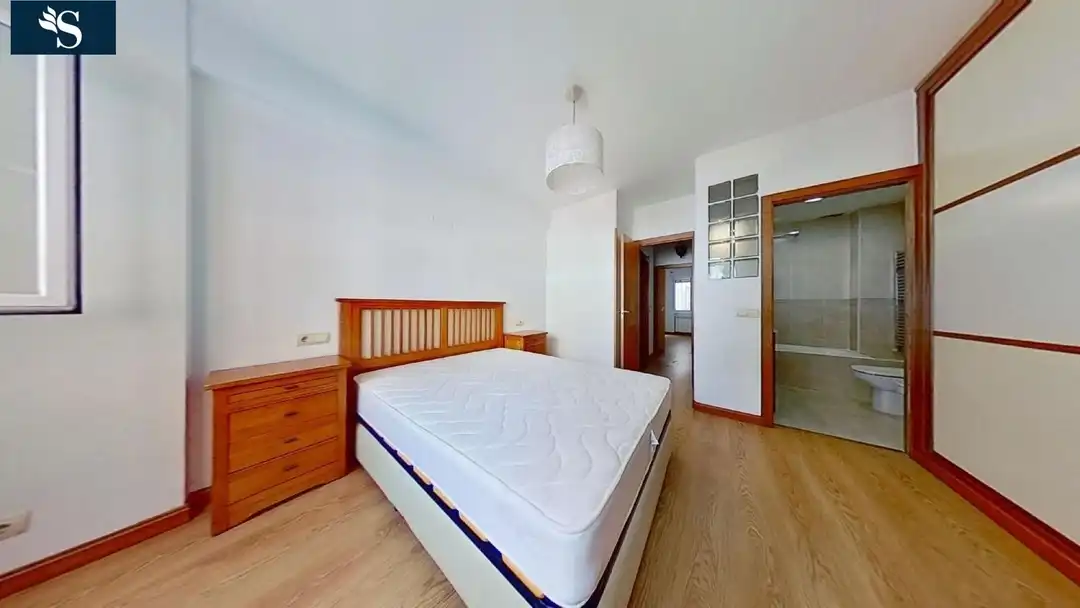 Bedroom of Flat for rent in Madrid  with Air Conditioner, Heating and Terrace