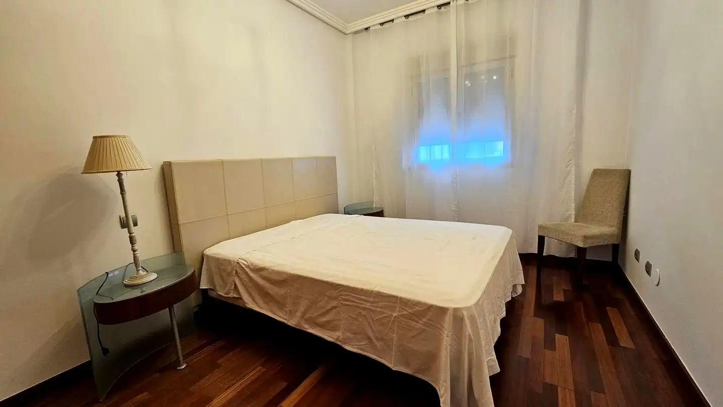 Habitación de Piso de alquiler en Las Palmas de Gran Canaria con Aire acondicionado, Parquet y Terraza