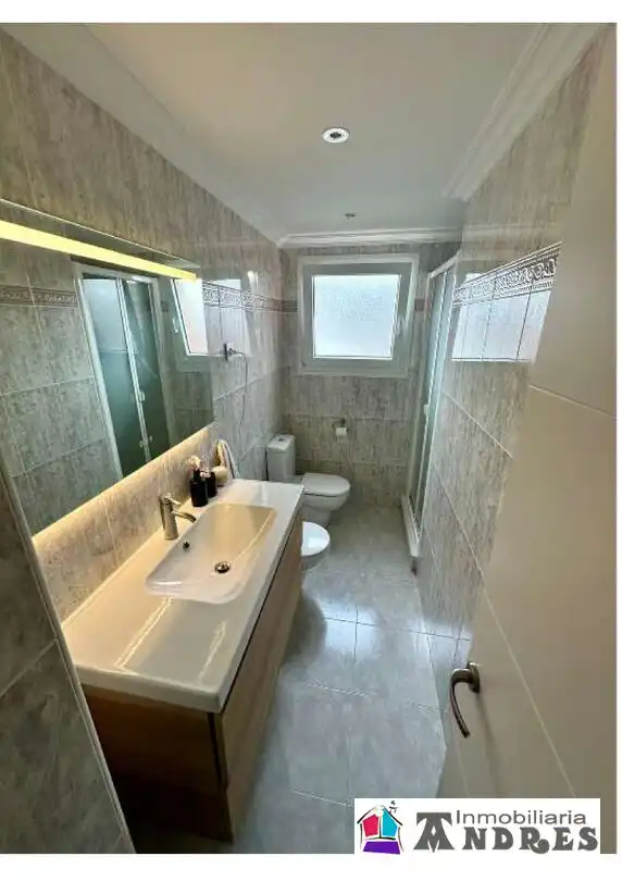 Bathroom of Flat for sale in Bermeo  with Private garden, Storage room and Furnished