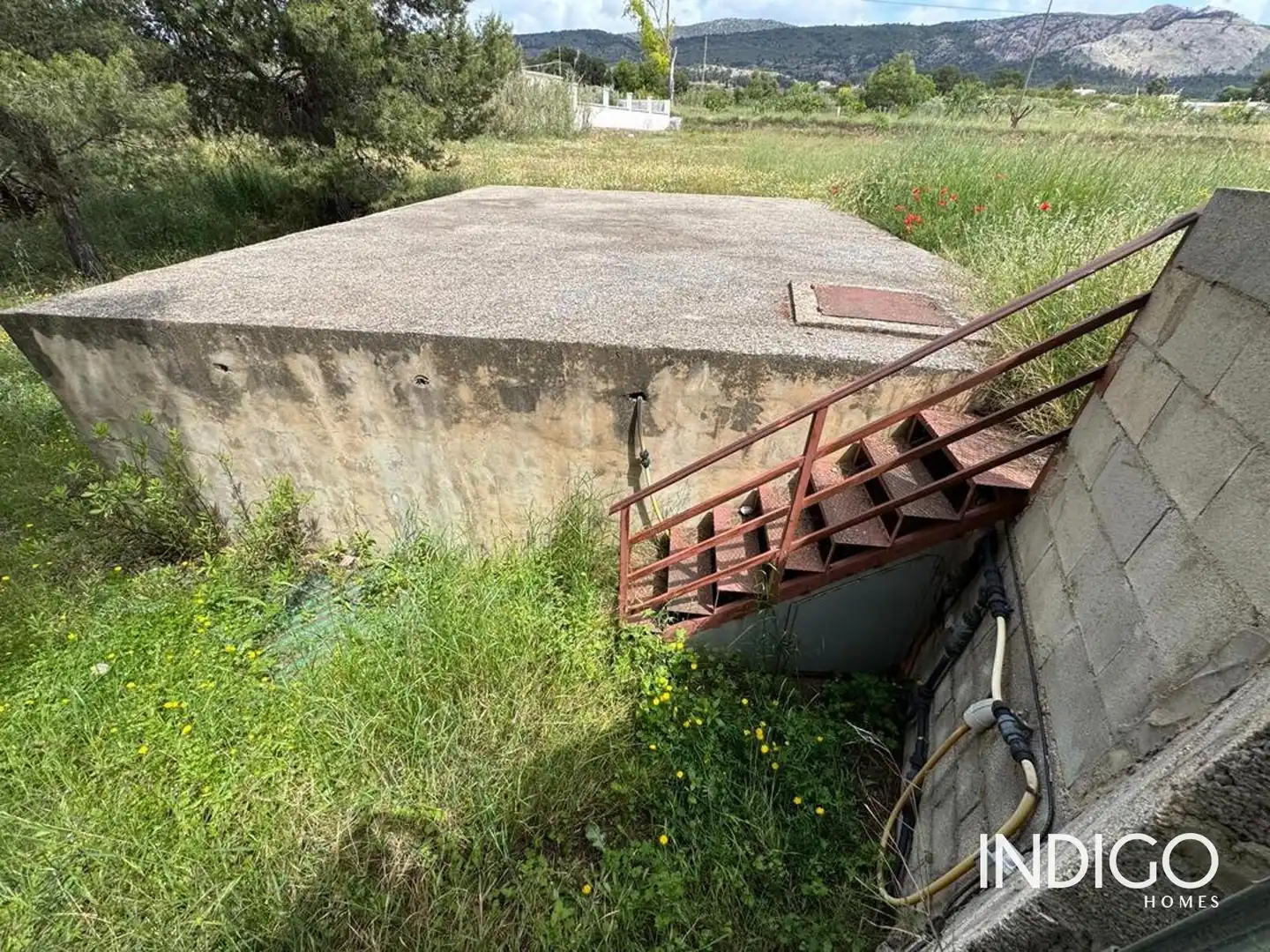 Casa adosada en venda en Ibi amb Calefacció, Traster i Moblat
