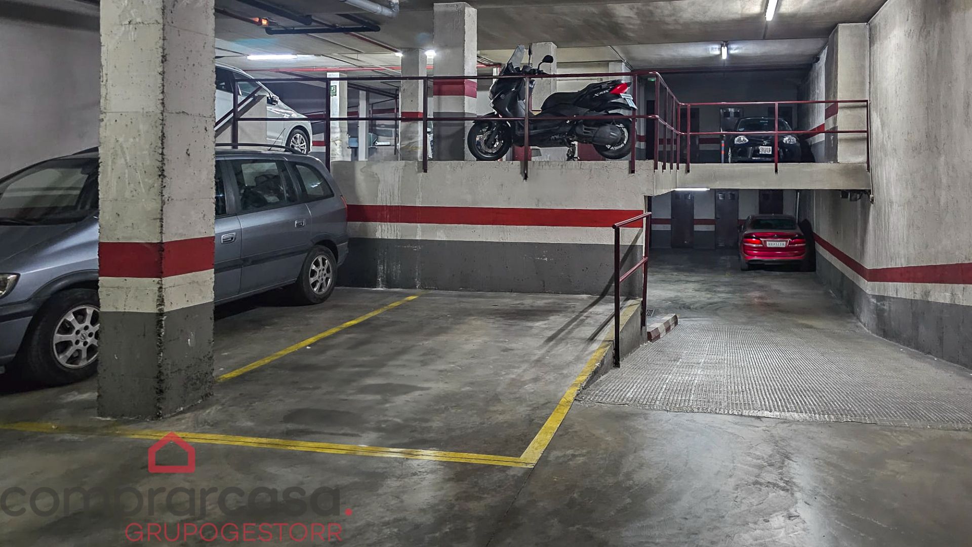 Parking of Garage for sale in Torrent
