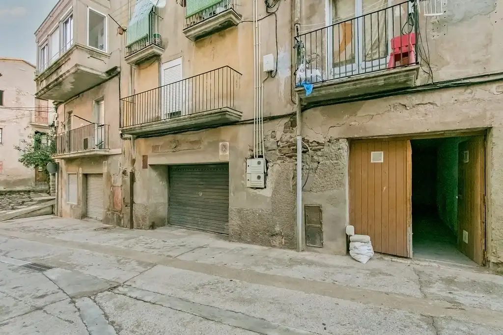 Vista exterior de Local en venta en Súria