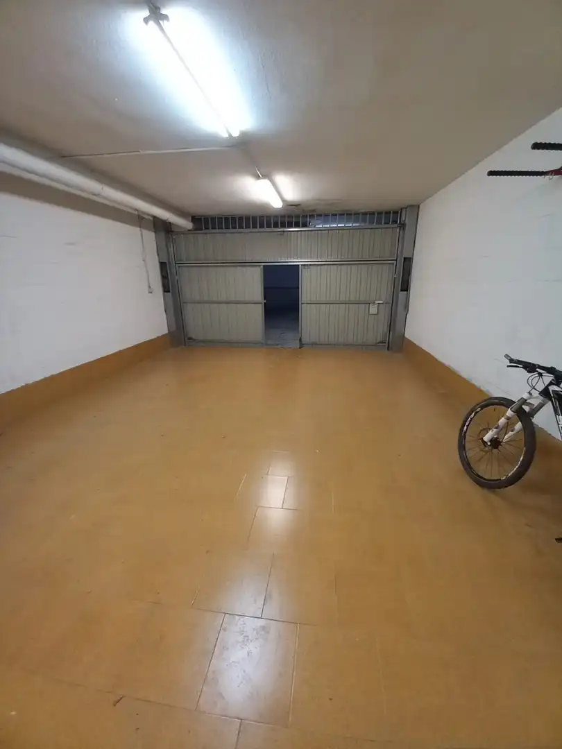 Piso en venta en Torrelavega  con Calefacción, Jardín privado y Trastero