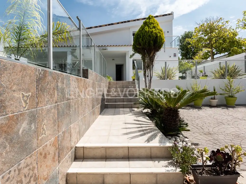 Terrassa de Casa o xalet de lloguer en Bétera amb Aire condicionat, Calefacció i Jardí privat