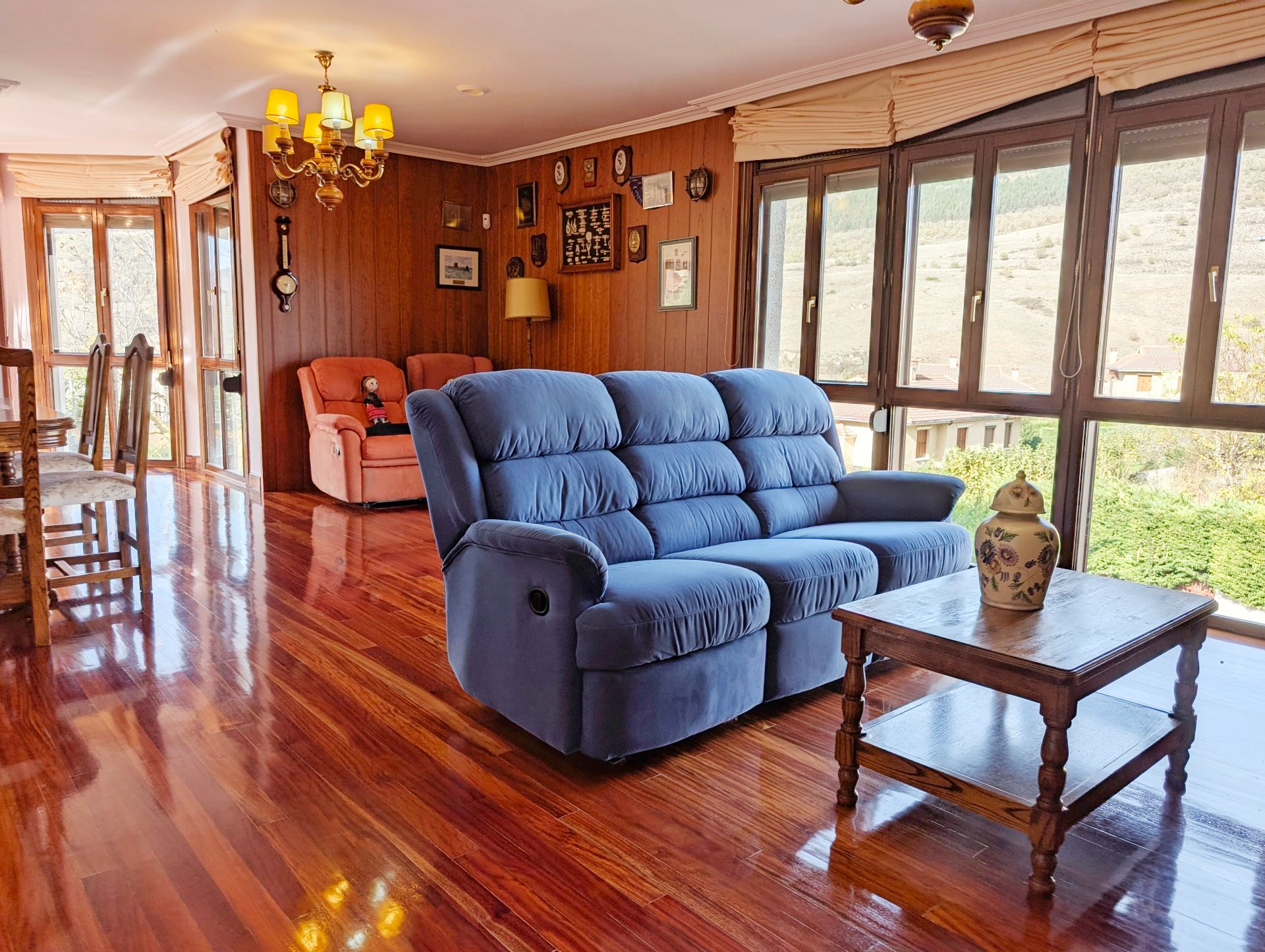 Sala d'estar de Casa o xalet en venda en Zorraquín amb Calefacció, Jardí privat i Parquet