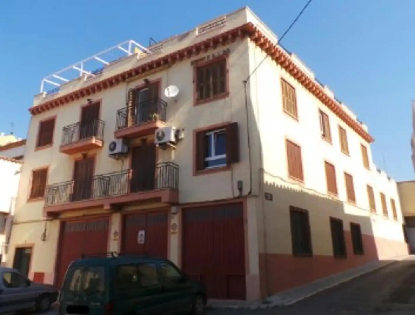 Vista exterior de Piso en venta en Población de Arroyo