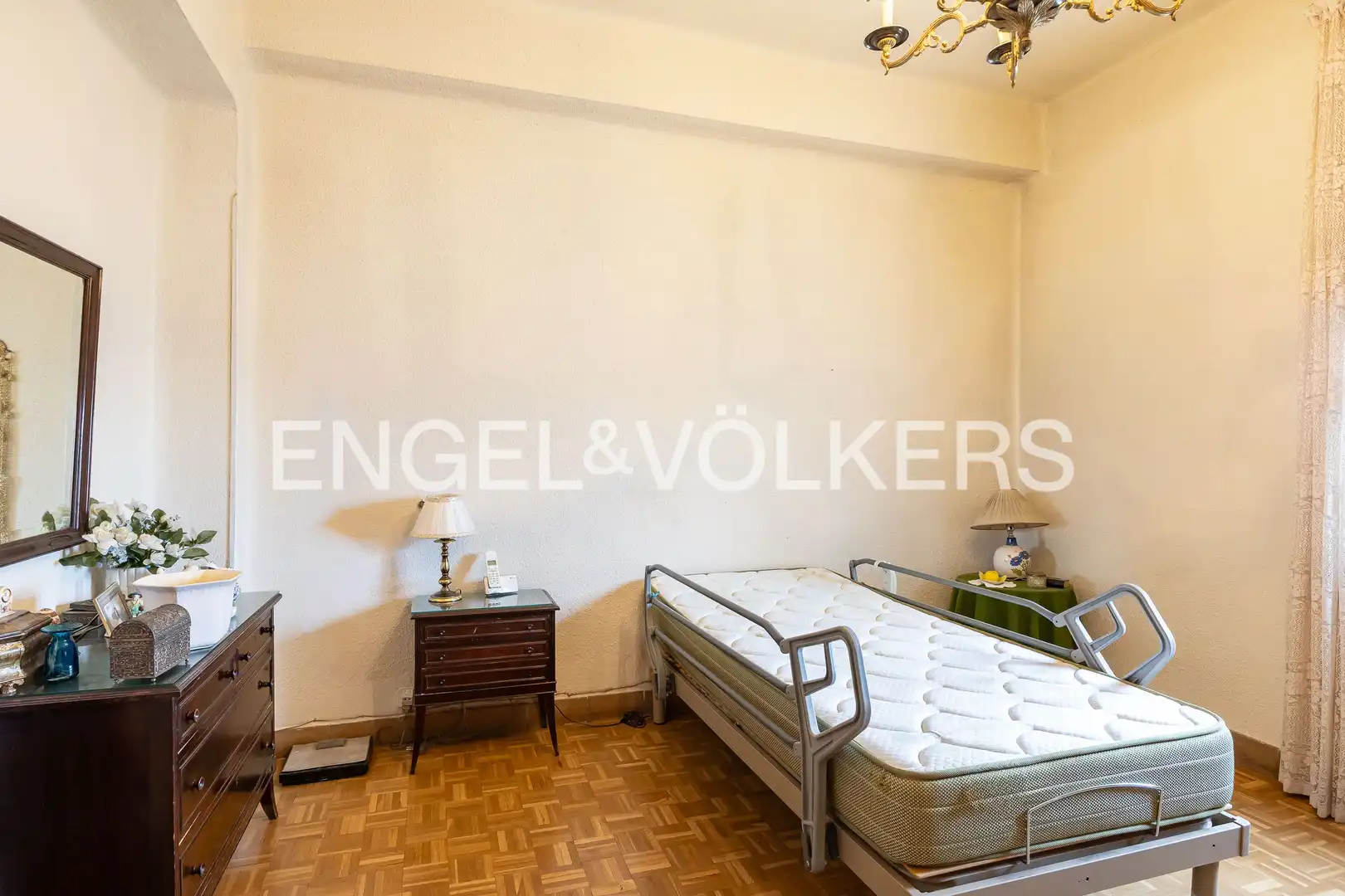 Bedroom of Flat for sale in Madrid  with Heating, Terrace and Balcony