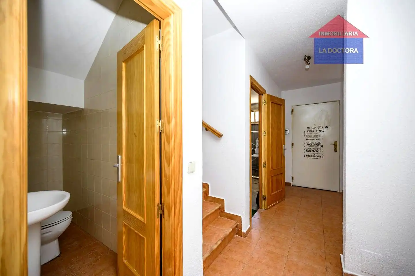 Casa adosada en venda en Camarena amb Calefacció, Jardí privat i Terrassa