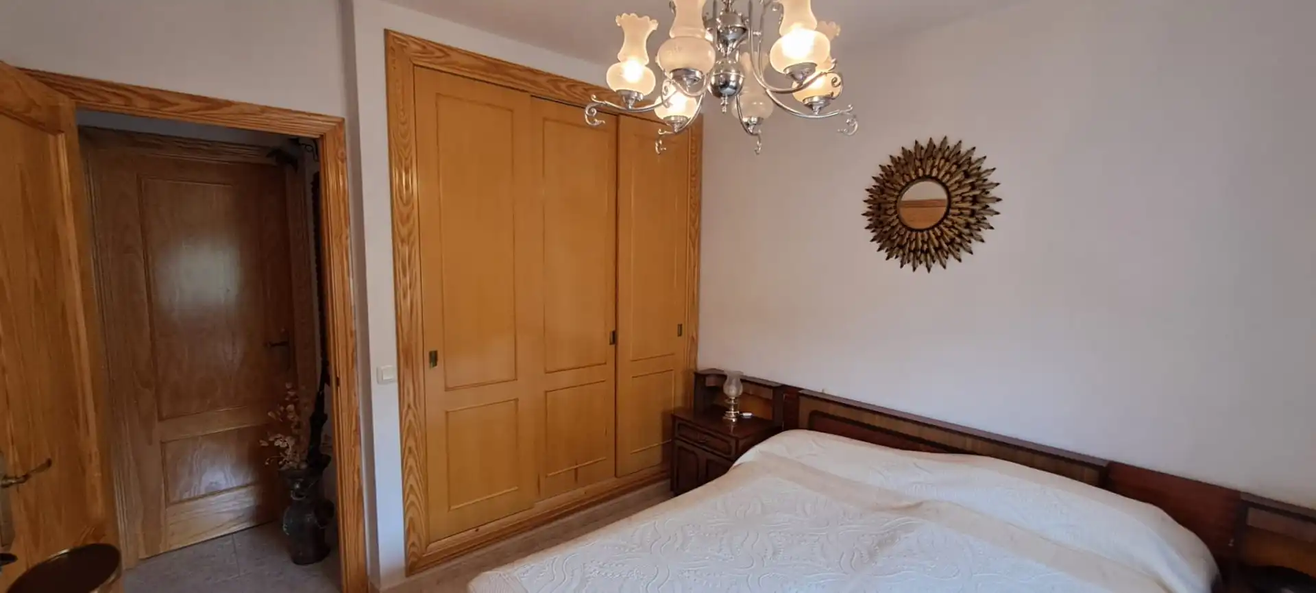 Dormitori de Casa o xalet en venda en Ituero y Lama amb Calefacció, Jardí privat i Moblat