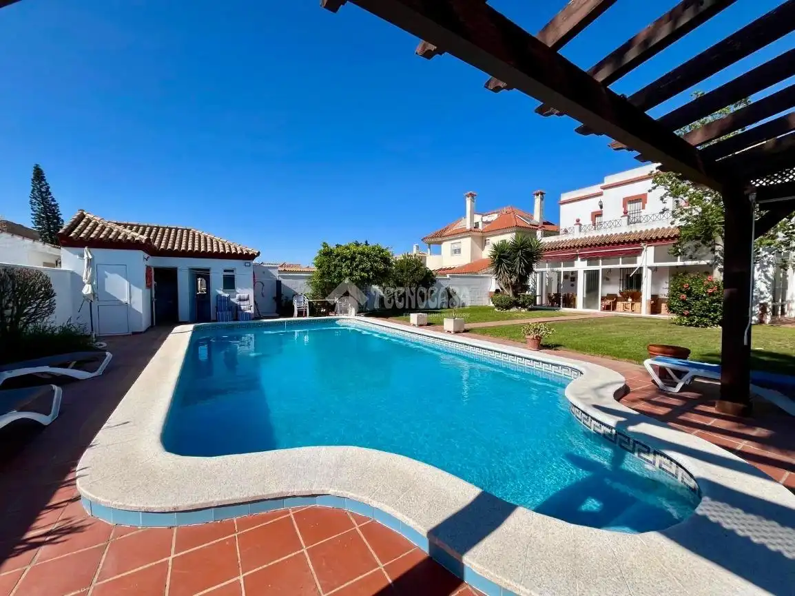 Casa con jardín en venta en Núcleo urbano, imagen 30
