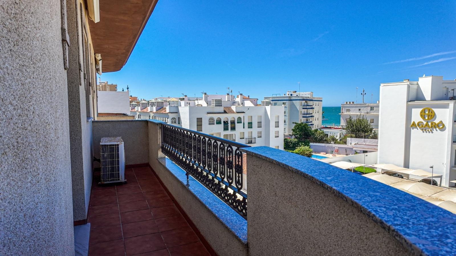 Piso en venta en Avenida de la Cruz Roja, Playa de la Regla