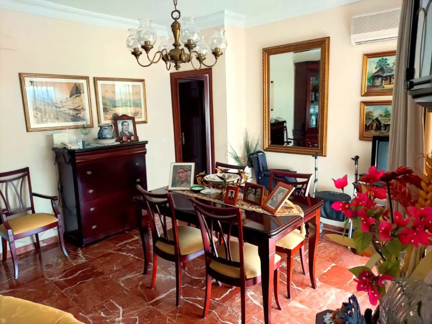 Wohnung mit Garten zum Verkauf in Avenida Manuel Siurot 3A, imagen 3