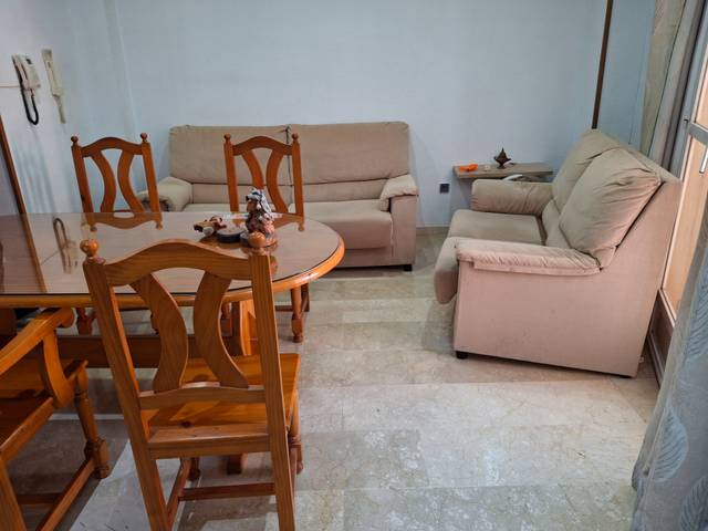 Casa adosada en Venta en Calle Juanito el Practicante en Ctra. Circunvalación - La Magdalena