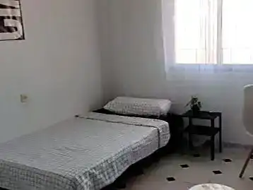 Habitación de Piso de alquiler en Coria con Amueblado y Balcón