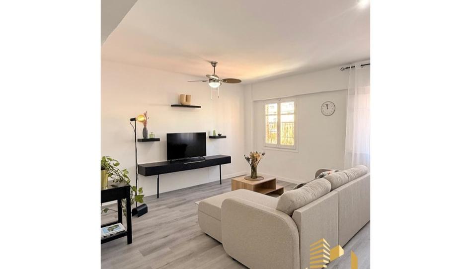 Photo 1 of Flat to rent in Carrer de Mendizábal, Zona Concordia, Valencia