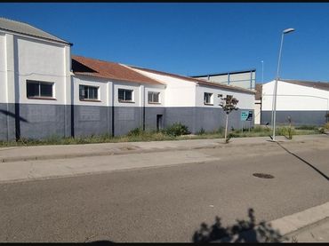 Industriegrundstück zum Verkauf in Calle Benito Coll 18