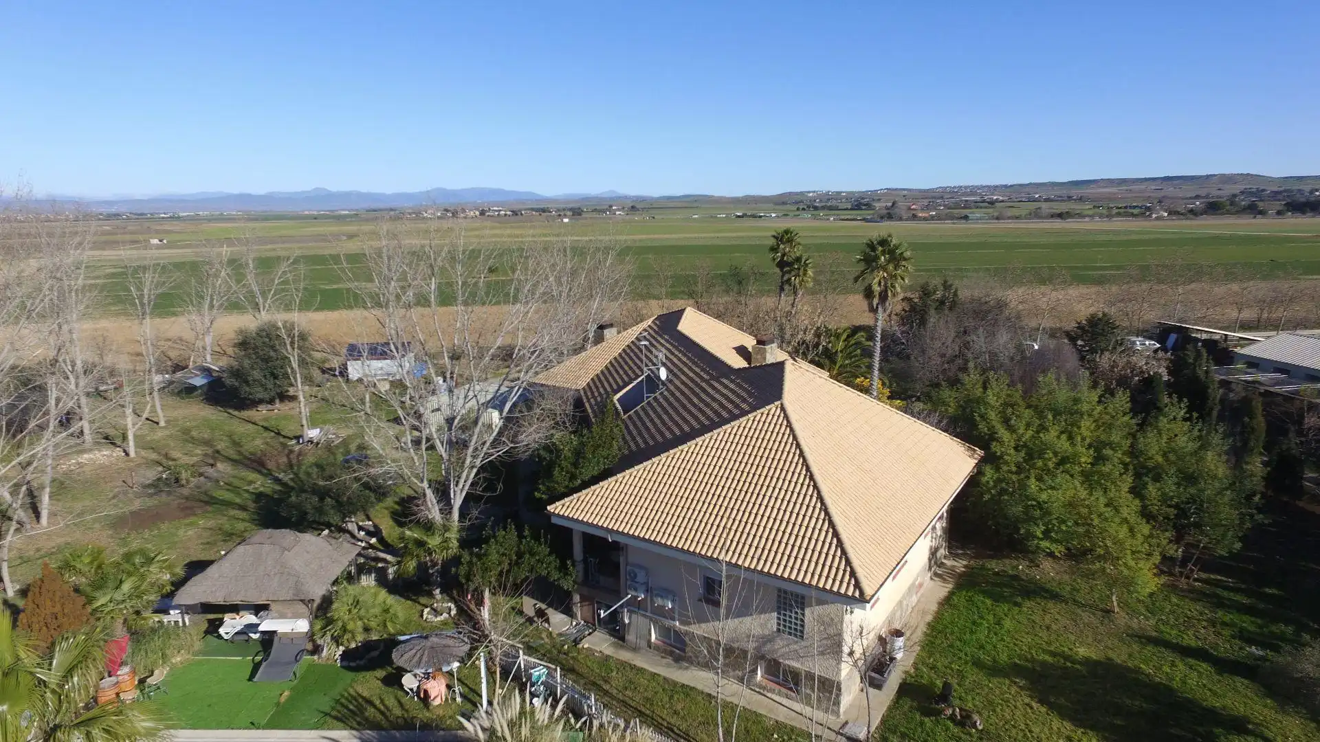 Vista exterior de Casa o chalet en venta en Fuente El Saz de Jarama con Aire acondicionado, Calefacción y Piscina