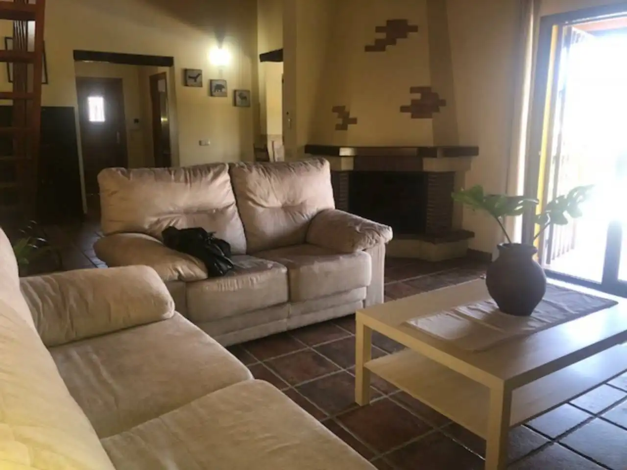 Sala de estar de Casa o chalet en venta en Estepona con Aire acondicionado, Calefacción y Jardín privado