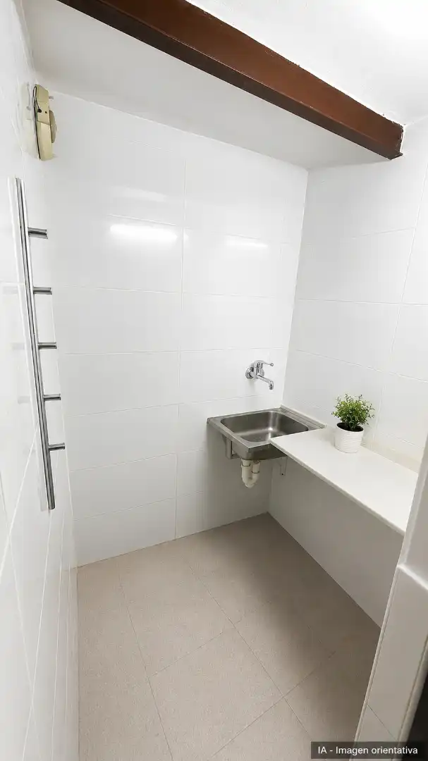 Badezimmer von Wohnung zum Verkauf in Barcelona mit Möbliert