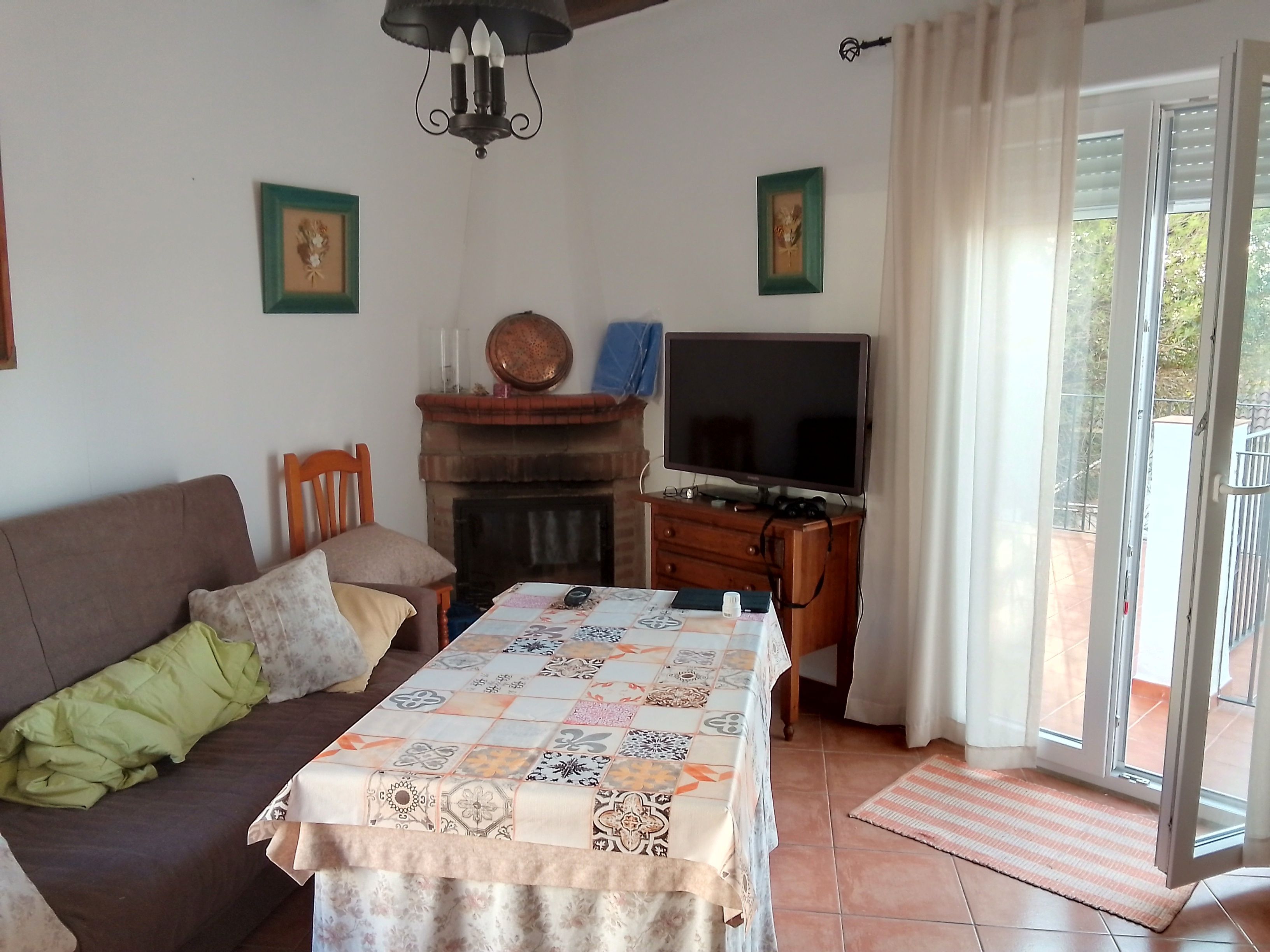 Living room of House or chalet for sale in Benaocaz  with Terrace, Furnished and Oven