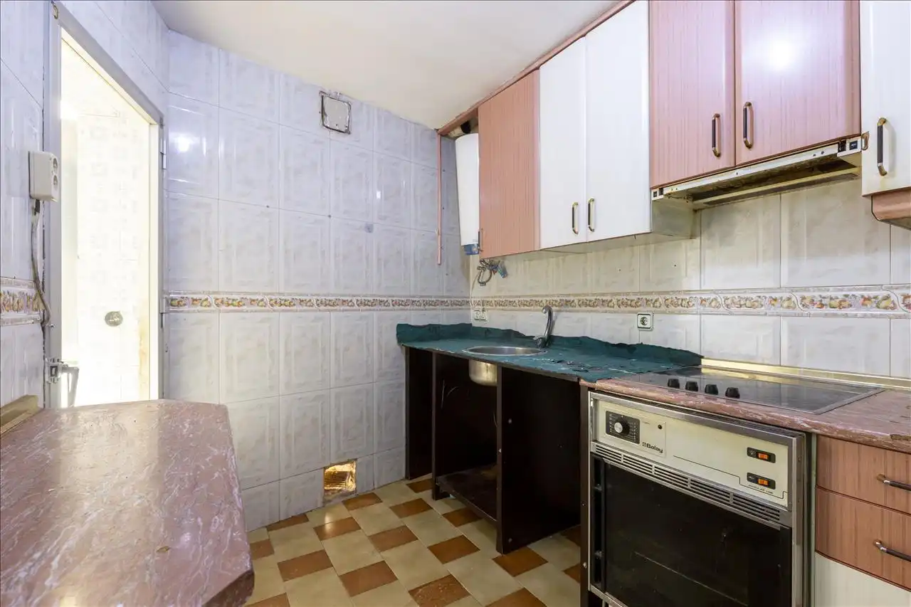Cuina de Planta baixa en venda en Madrid amb Terrassa