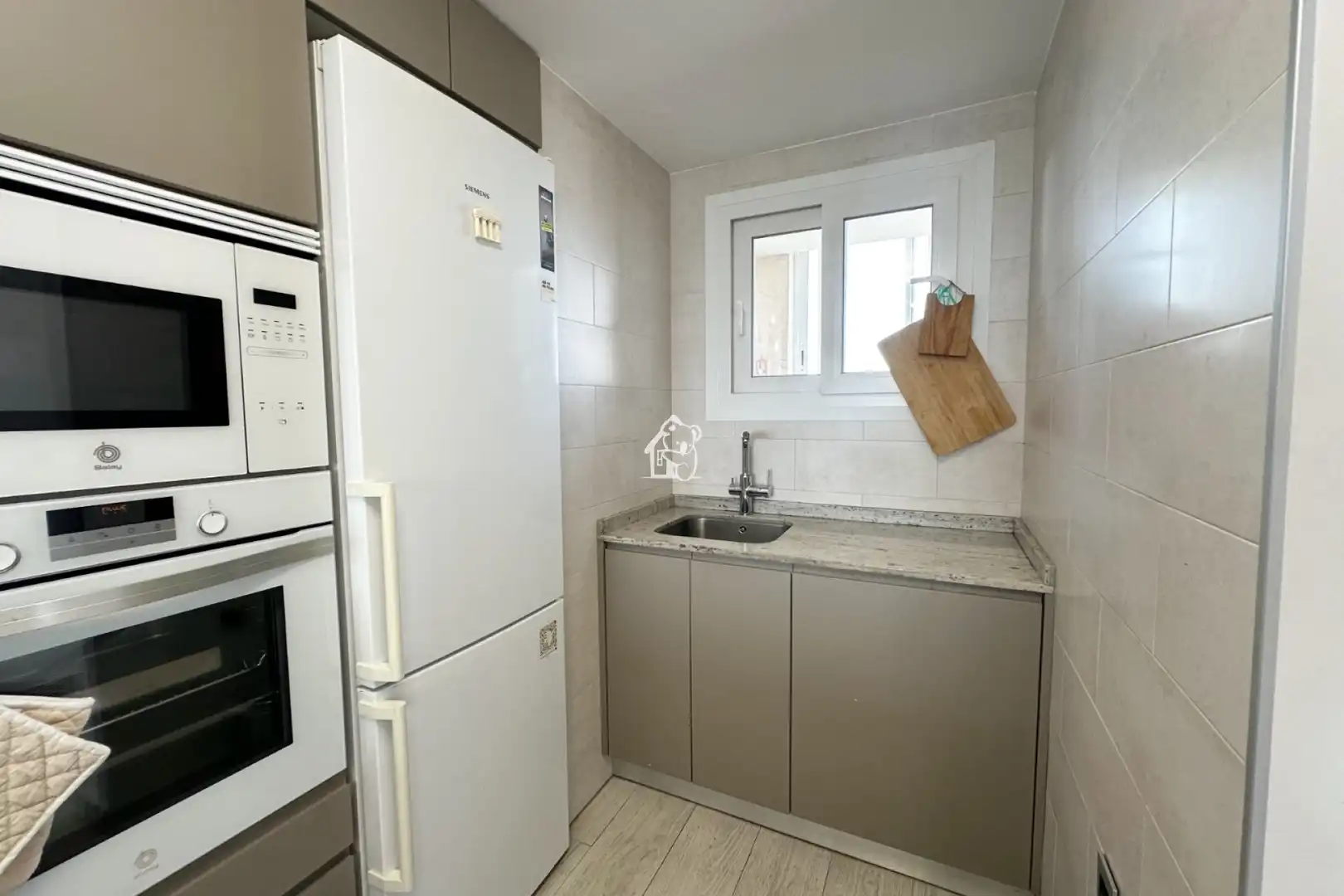 Kitchen of Apartments for rent in Torrevieja  with Furnished, Oven and Washing machine