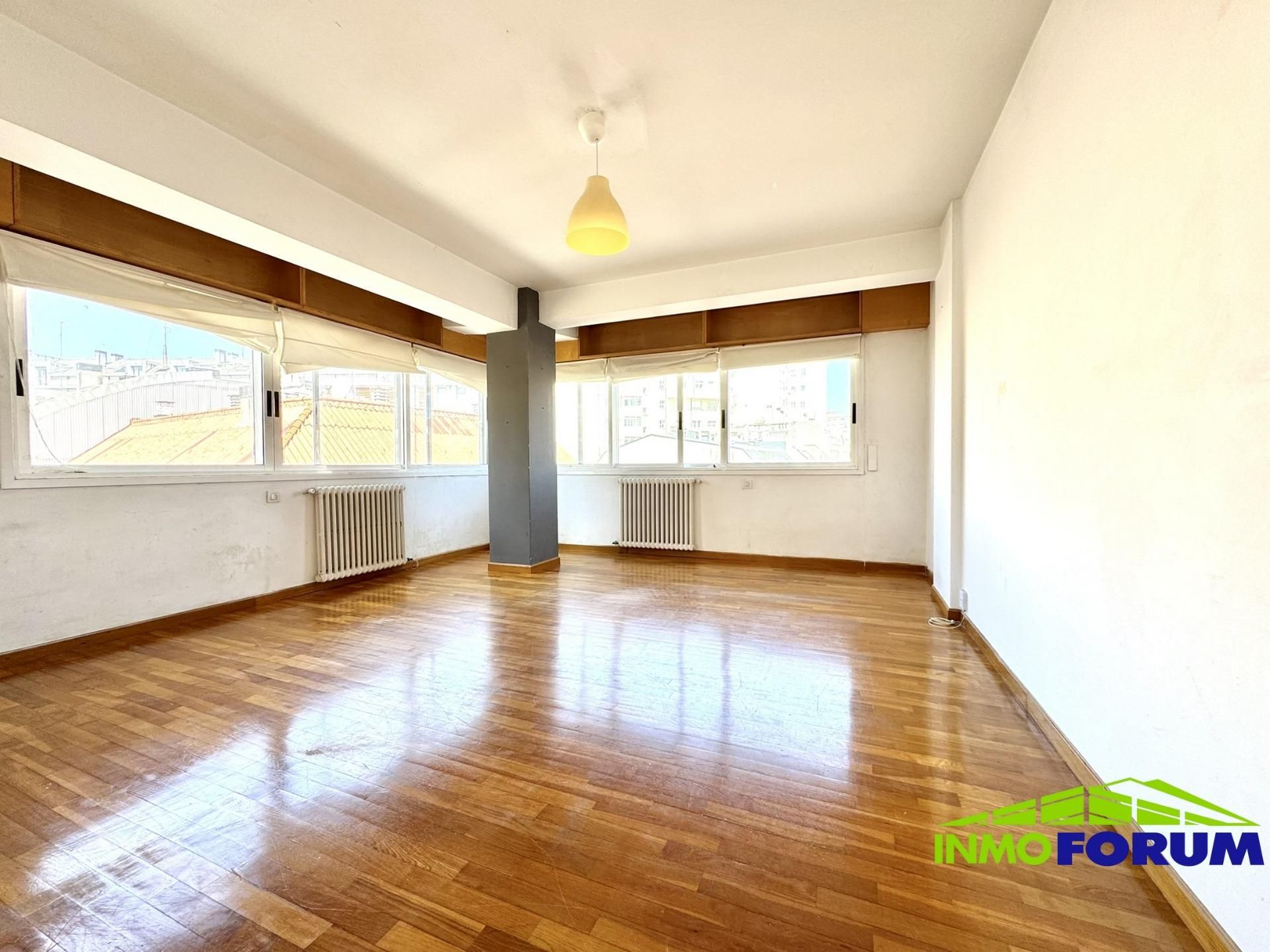 Living room of Flat for sale in A Coruña Capital   with Heating and Parquet flooring