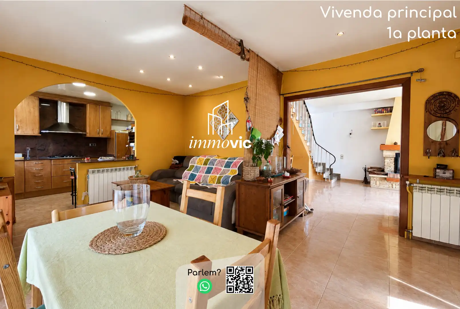 Sala de estar de Casa o chalet en venta en Centelles con Calefacción, Jardín privado y Parquet