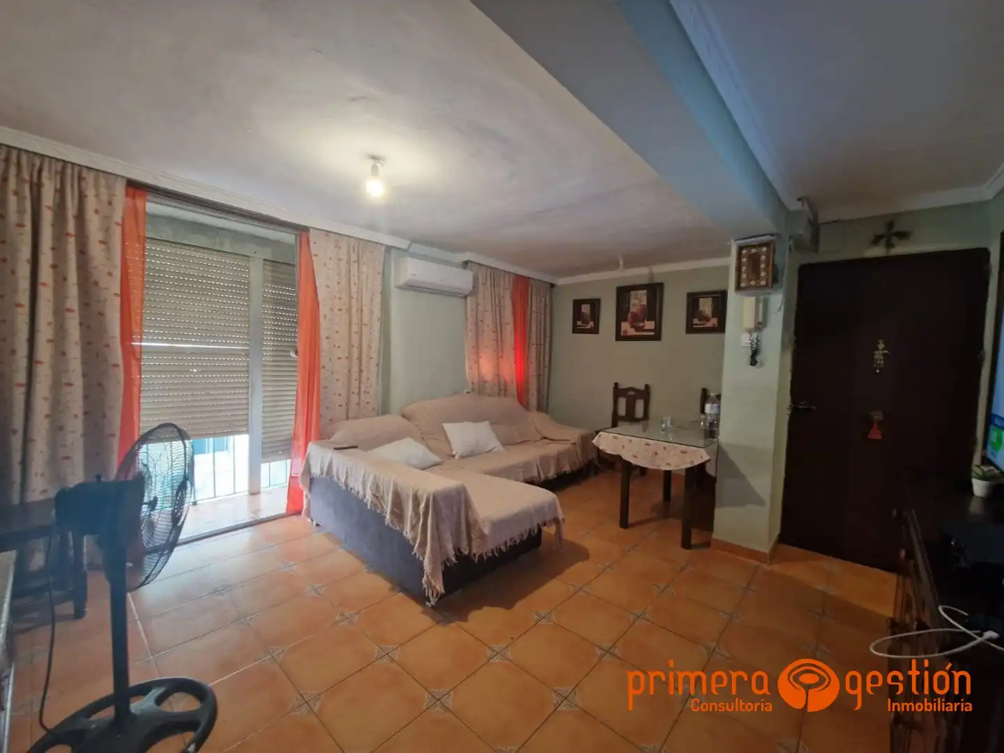 Flat for sale in Lora del Río  with Air Conditioner and Heating