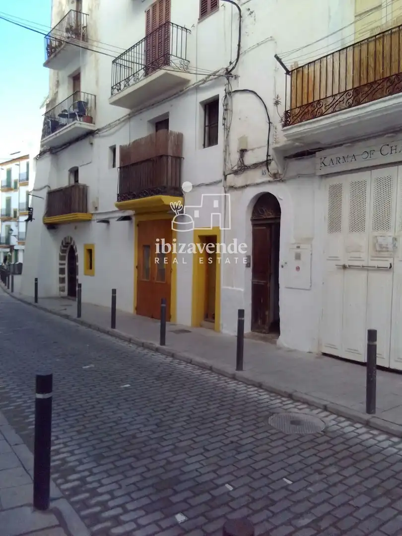 Vista exterior de Pis en venda en Eivissa amb Aire condicionat i Moblat