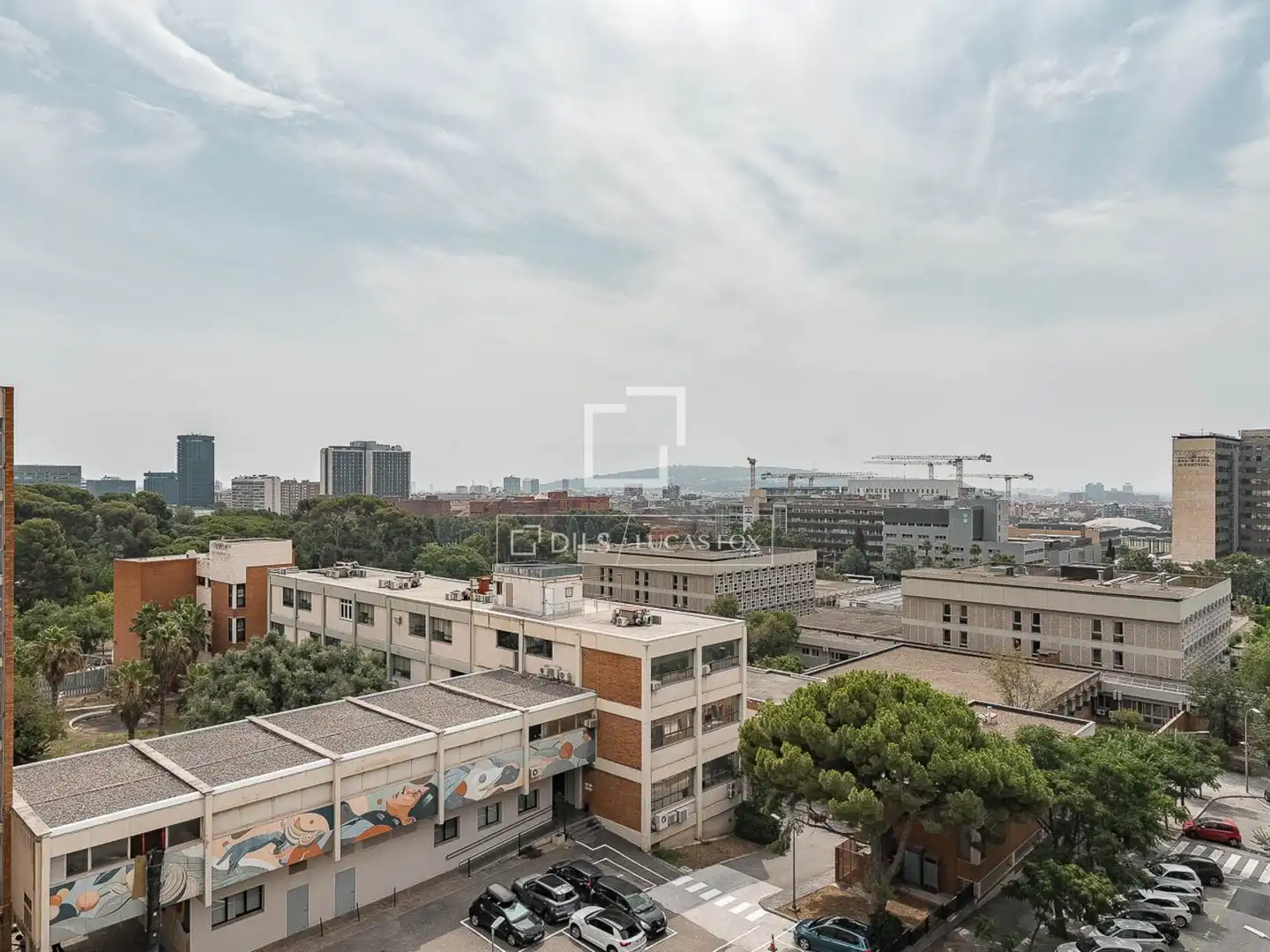 Vista exterior de Pis en venda en Barcelona amb Aire condicionat i Traster