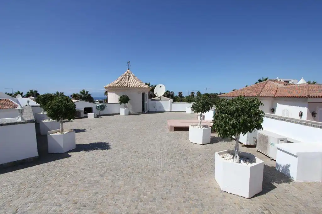 Terrassa de Casa o xalet en venda en Adeje amb Aire condicionat, Calefacció i Jardí privat