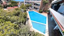 Piscina de Dúplex en venda en Castelldefels amb Calefacció, Jardí privat i Terrassa