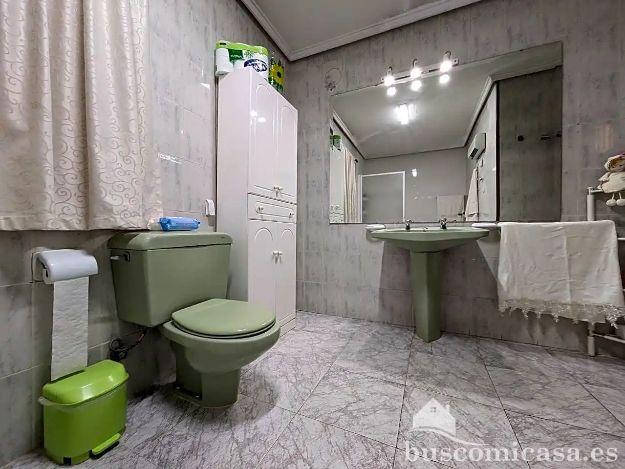 Baño de Casa o chalet en venta en Linares con Aire acondicionado, Terraza y Trastero