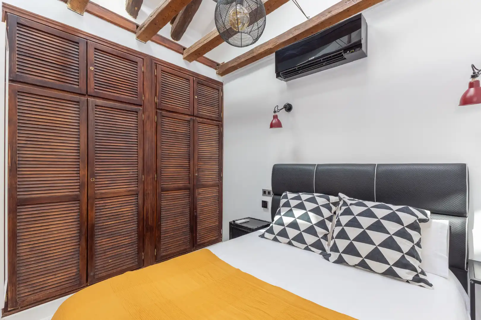 Habitación de Ático de alquiler en Madrid con Aire acondicionado, Calefacción y Parquet