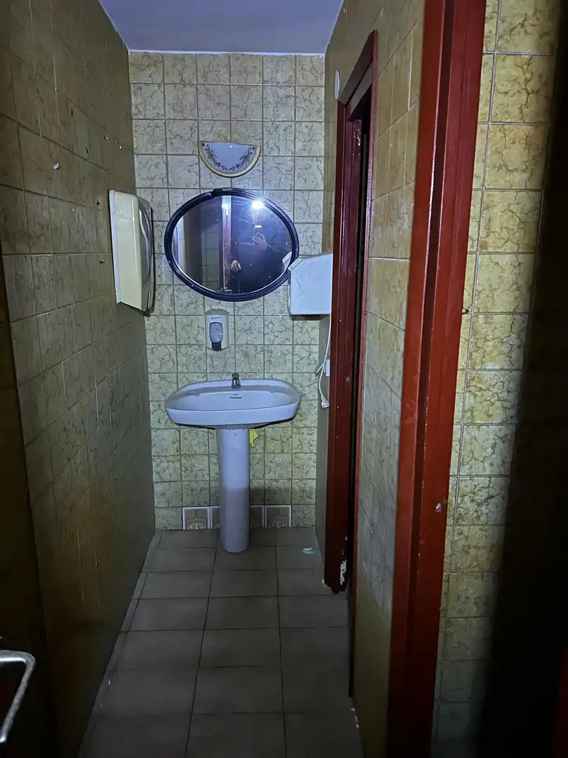 Badezimmer von Geschaftsraum zum Verkauf in Calafell mit Terrasse