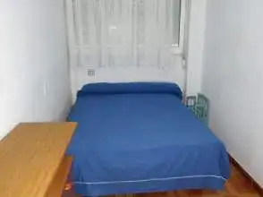 Bedroom of Flat for rent in Este