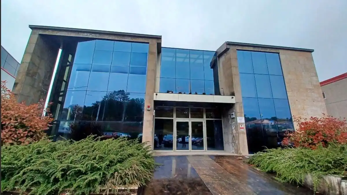 Oficina en venda a Bergazos, 5, Lalín