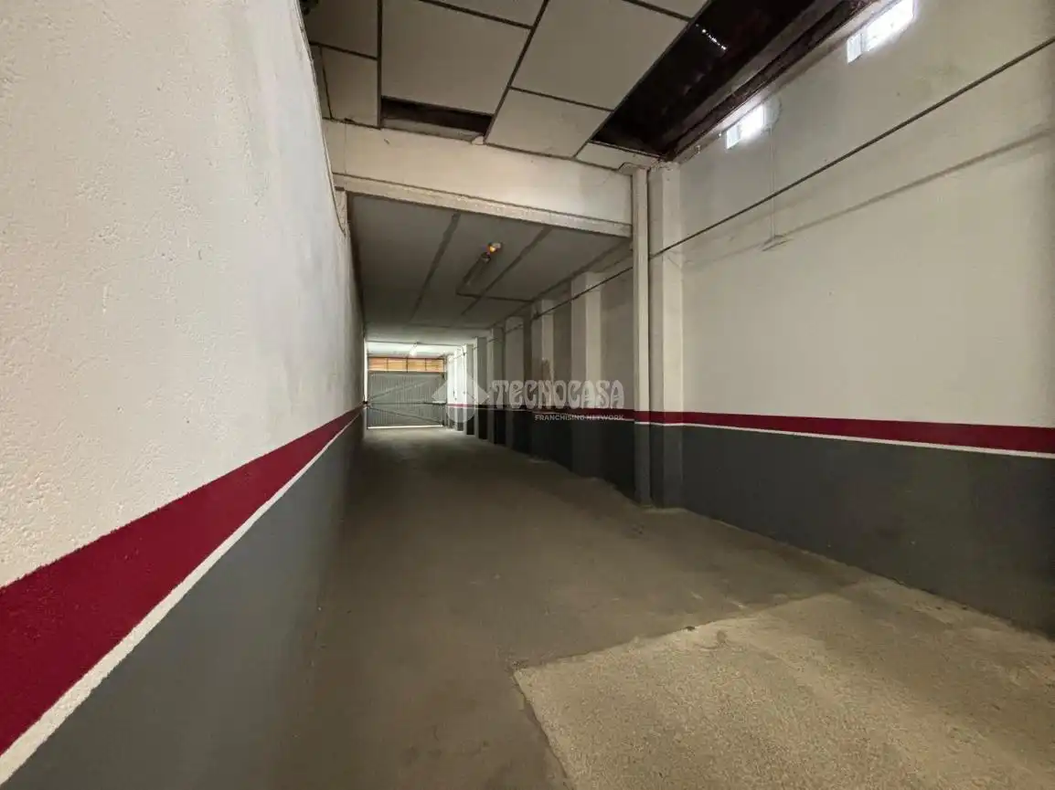 Einzelparkplatz zum Verkauf in Av. de la Constitución, imagen 5