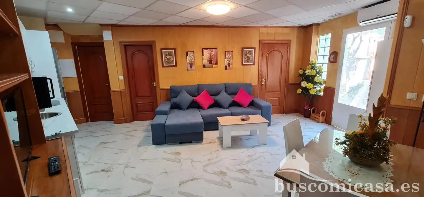 Sala de estar de Casa o chalet en venta en Linares con Aire acondicionado, Jardín privado y Terraza