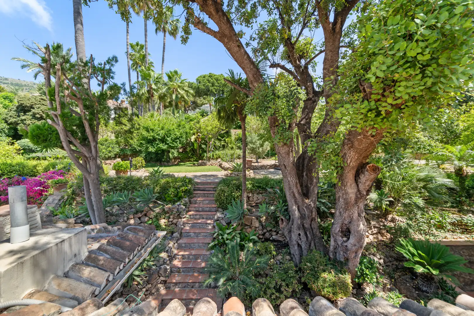 Jardí de Casa o xalet en venda en Benalmádena amb Aire condicionat, Calefacció i Jardí privat
