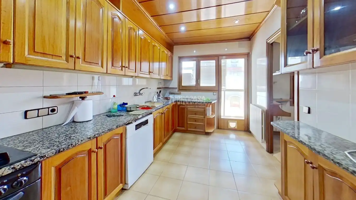 Maison jumelée avec terrasse à vendre à Plaça Catalunya, imagen 4