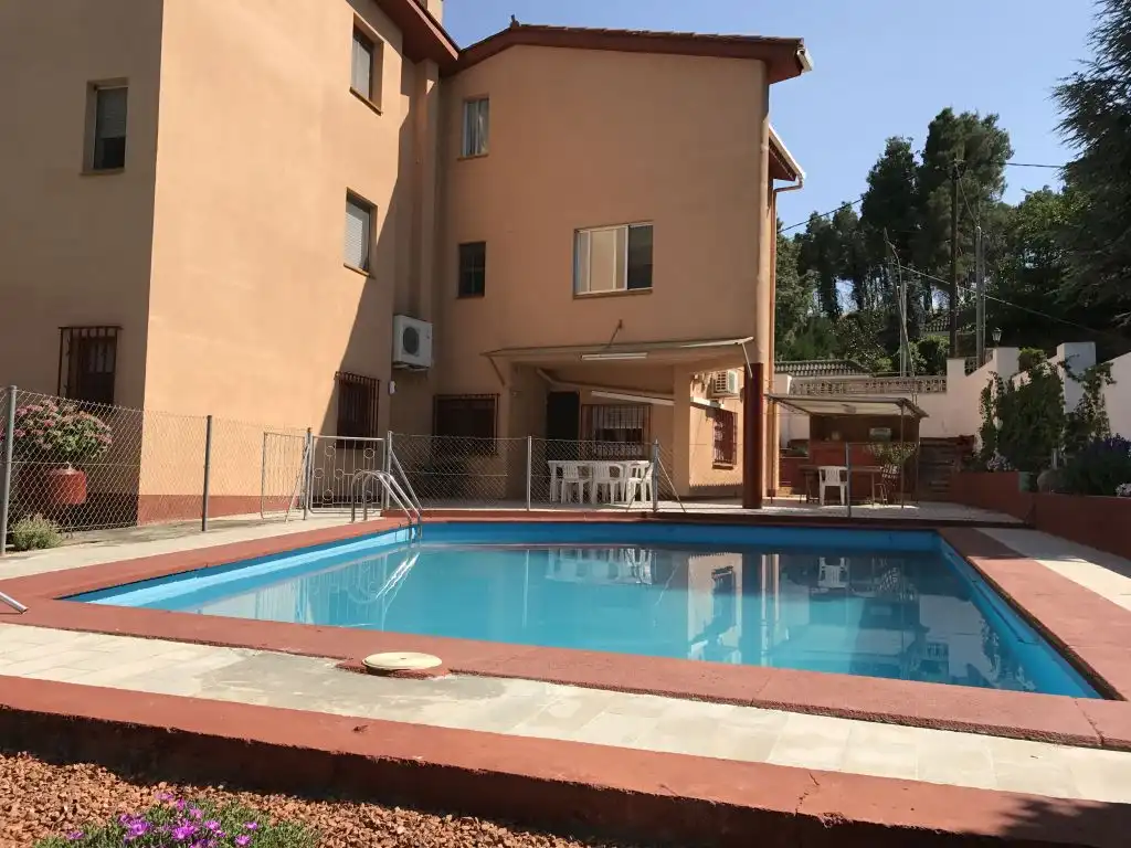 Swimming pool of Houses for sale in Lleida  with Air Conditioner, Heating and Private garden