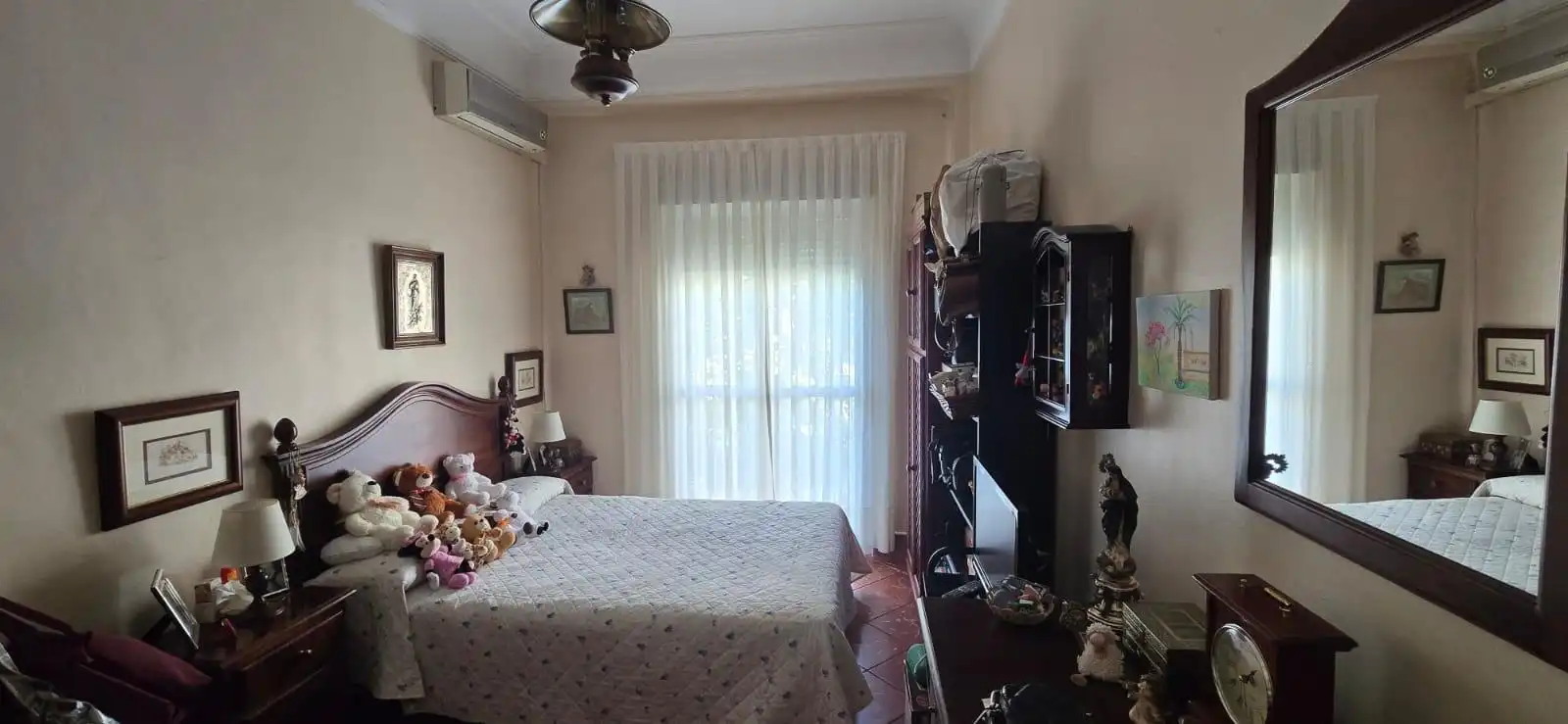 Bedroom of Flat for sale in Sevilla  with Air Conditioner, Terrace and Storage room